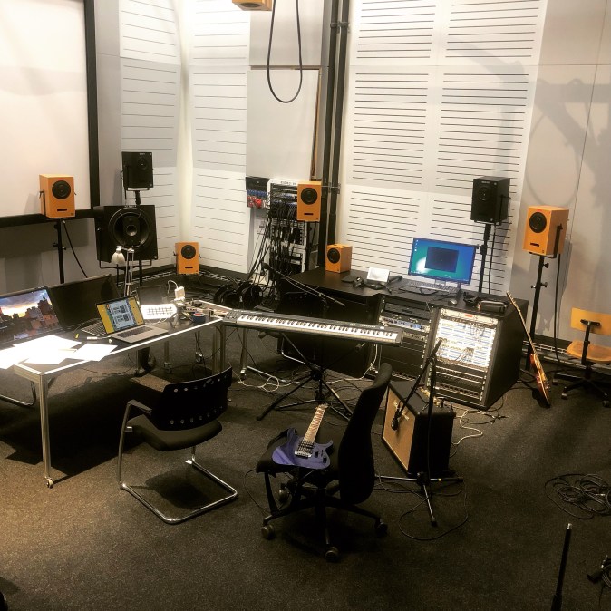 2FF82571-BCEF-491A-AF6C-7FA2ED66C22E